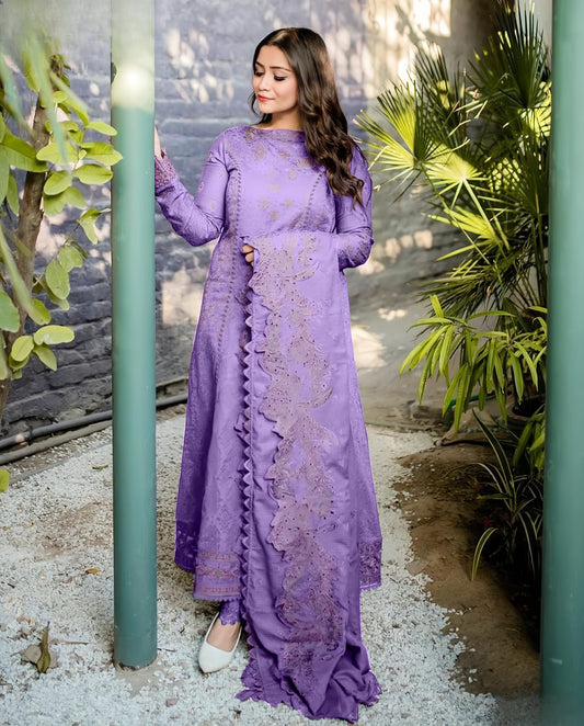 Nazaakat Winter Collection – Dhanak 3PC Suit