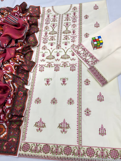 Elegant Qalamqar 5042 – Premium Embroidered 3PC Winter Set with Wool Shawl